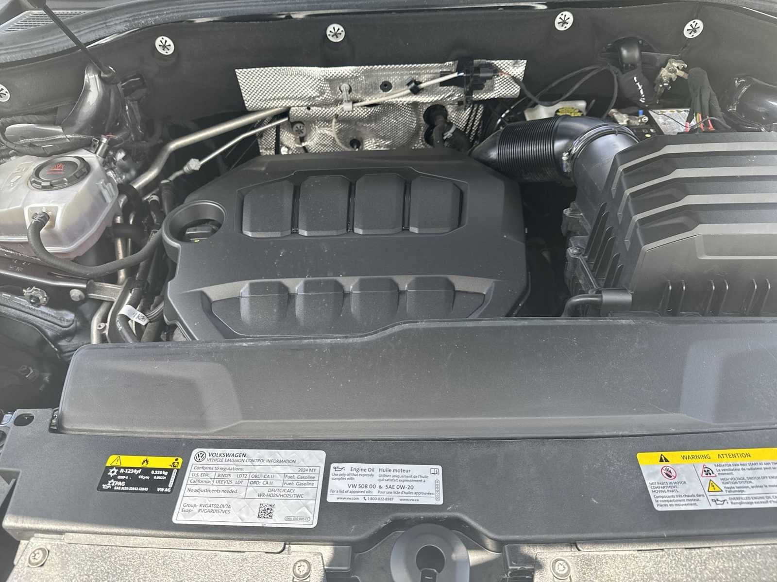 2024 Volkswagen Atlas Cross Sport 2.0T SE w/Technology