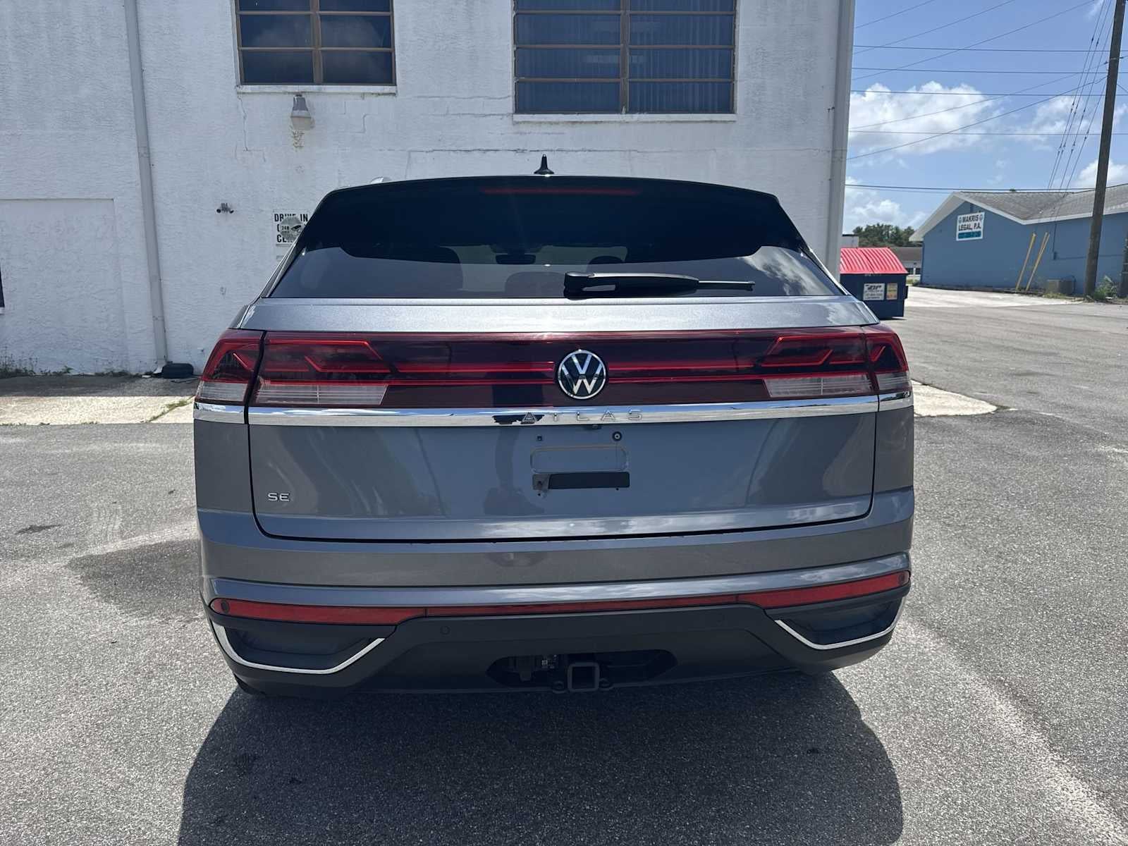 2024 Volkswagen Atlas Cross Sport 2.0T SE w/Technology