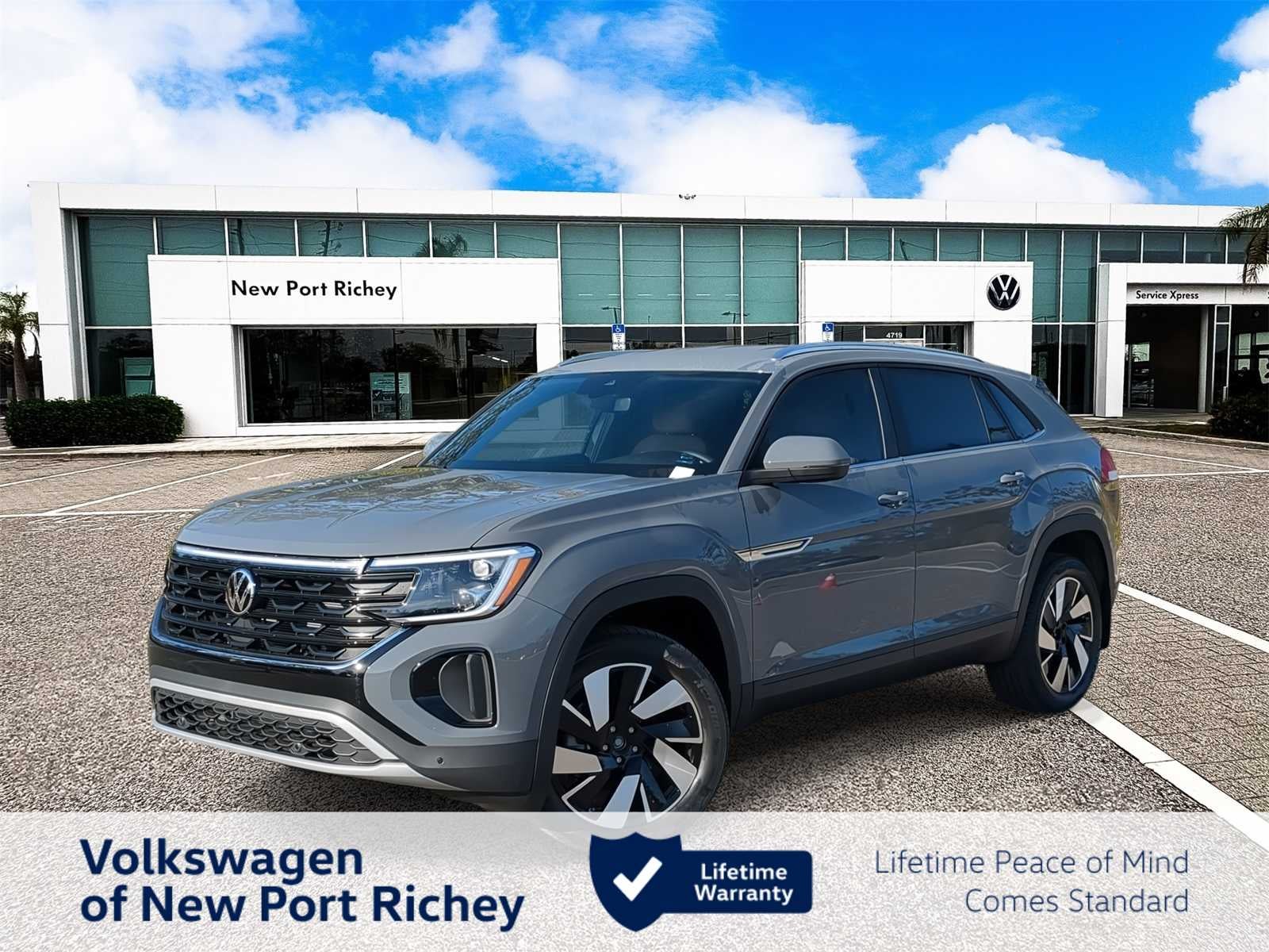 2025 Volkswagen Atlas Cross Sport 2.0T SE w/ Technology