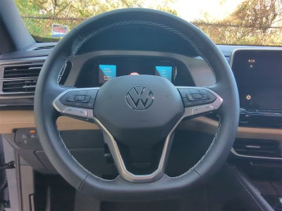 2025 Volkswagen Atlas Cross Sport 2.0T SE w/ Technology