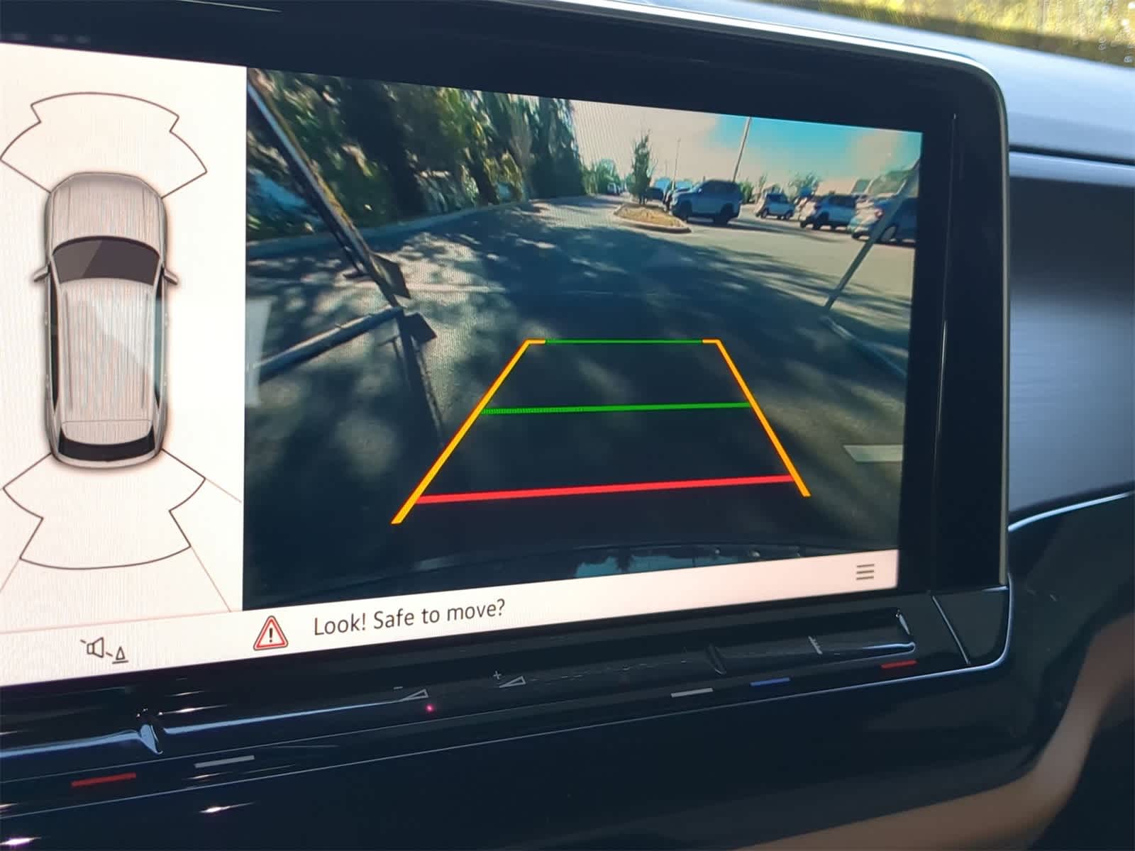 2025 Volkswagen Atlas Cross Sport 2.0T SE w/ Technology