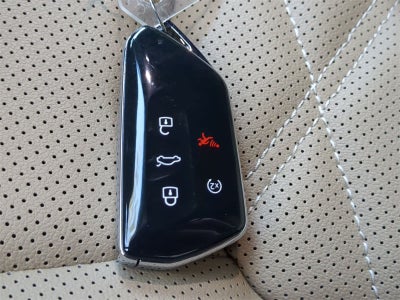 2025 Volkswagen Atlas Cross Sport 2.0T SE w/ Technology