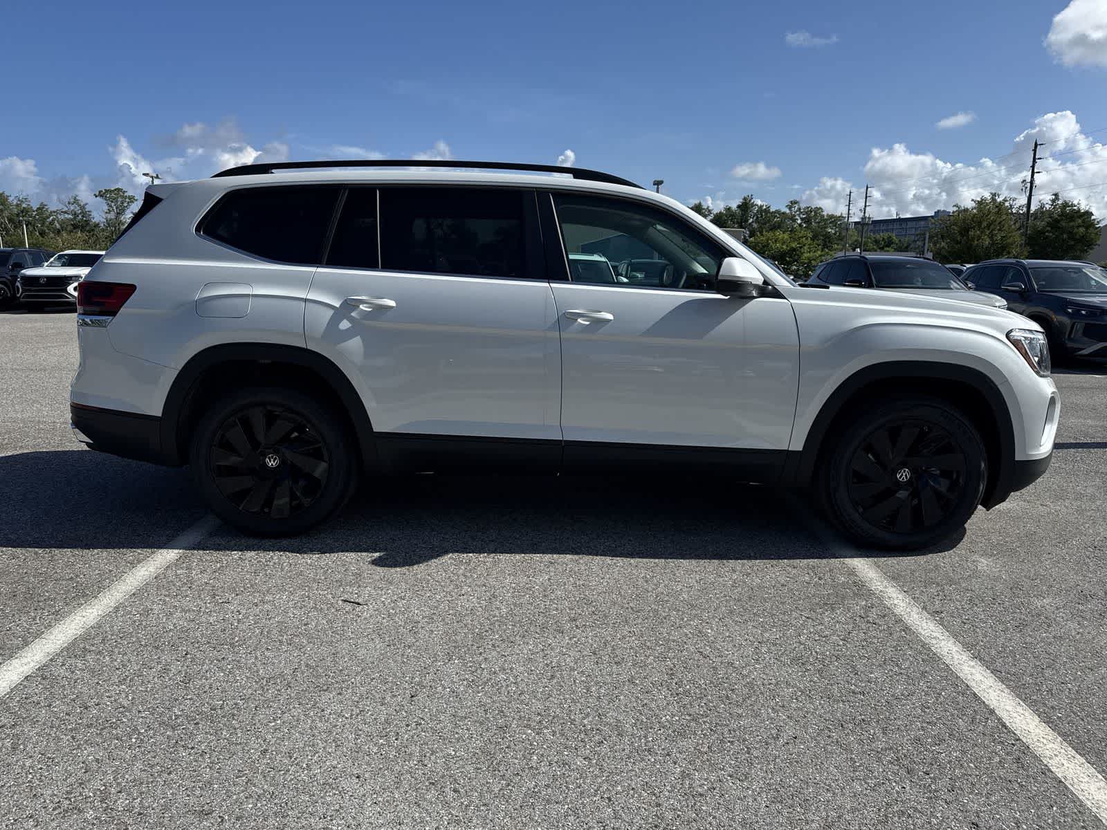 2026 Volkswagen Atlas 2.0T SE W/TECHNOLOGY