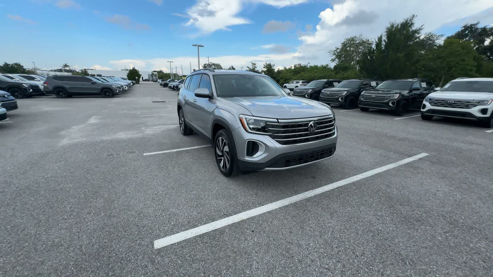 2026 Volkswagen Atlas 2.0T SE W/TECHNOLOGY