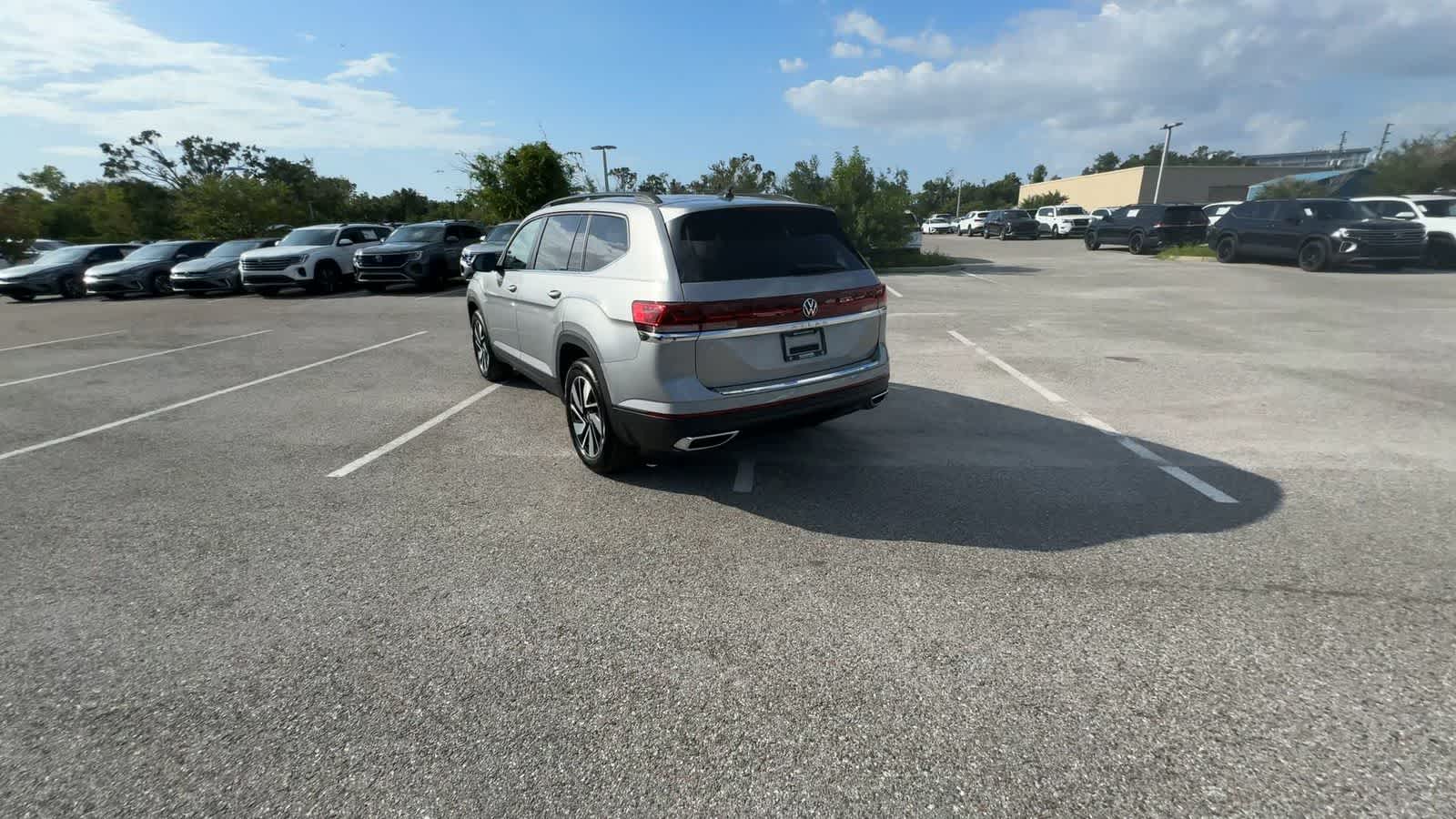 2026 Volkswagen Atlas 2.0T SE W/TECHNOLOGY