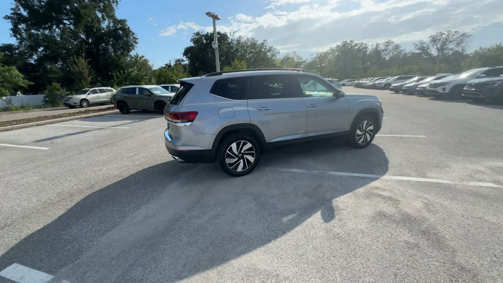 2026 Volkswagen Atlas 2.0T SE W/TECHNOLOGY