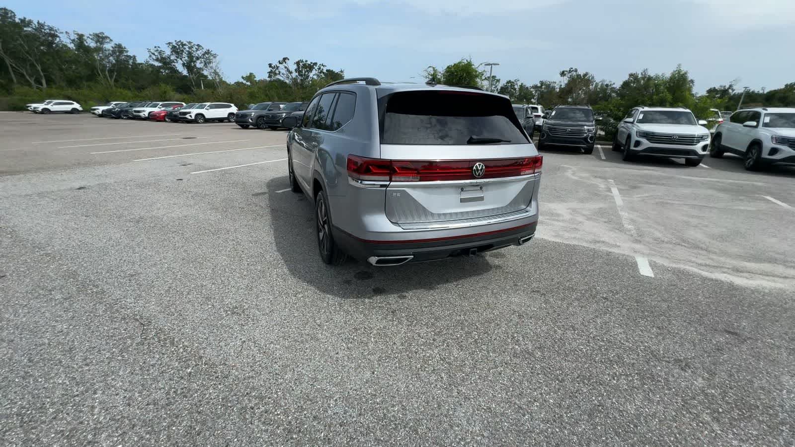 2024 Volkswagen Atlas 2.0T SE w/Technology