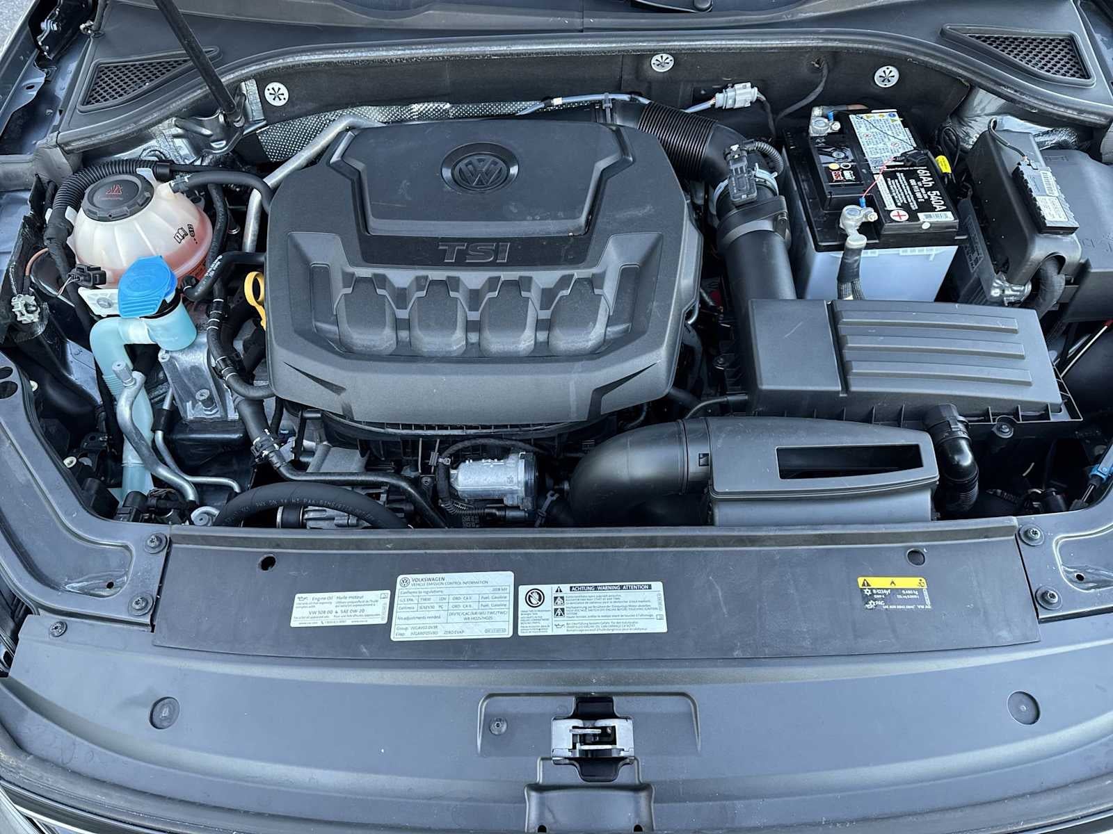 2018 Volkswagen Passat R-Line