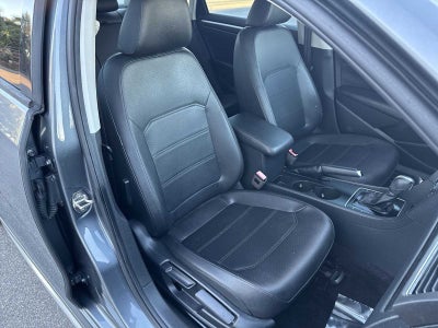 2018 Volkswagen Passat R-Line