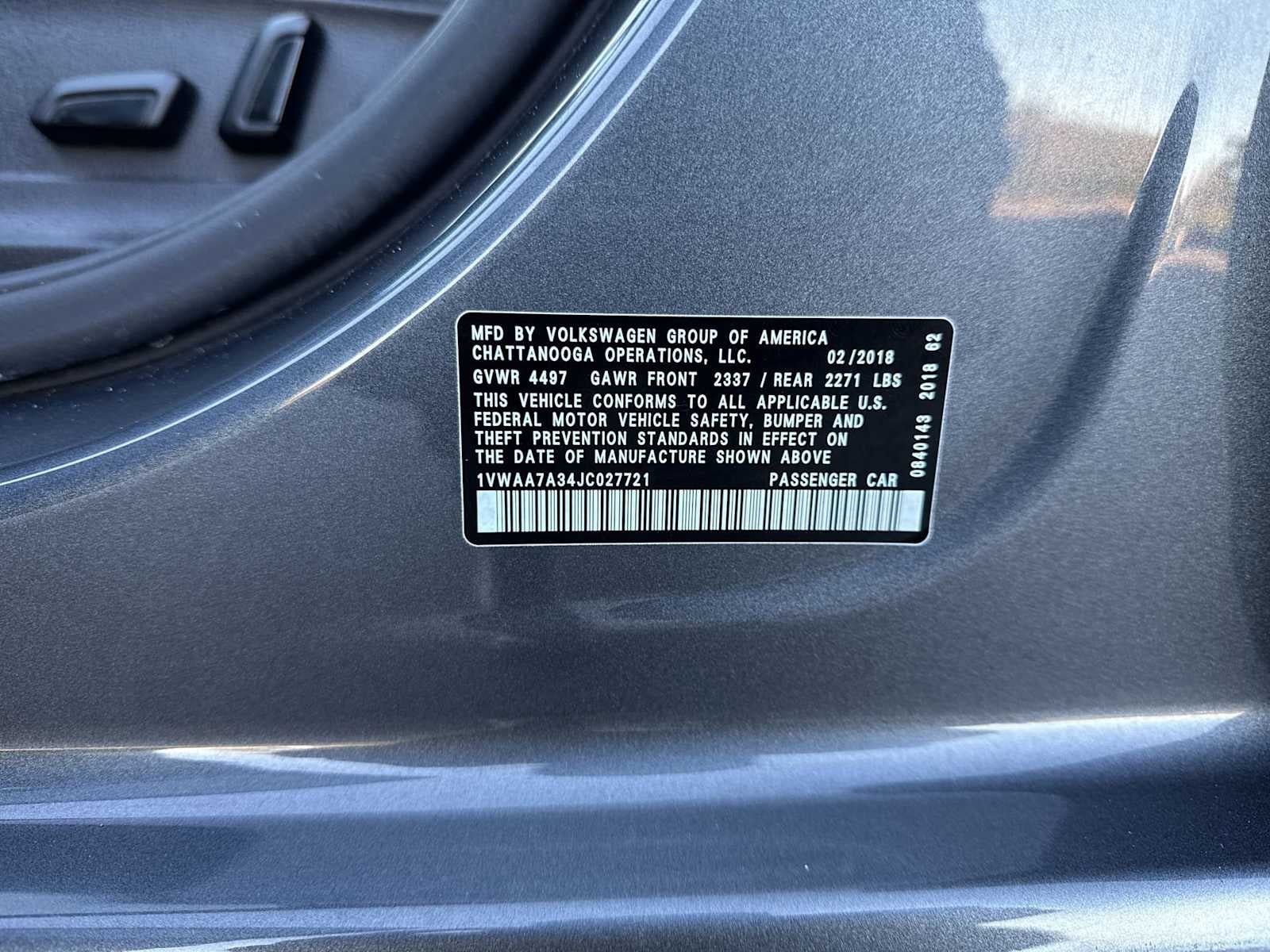 2018 Volkswagen Passat R-Line