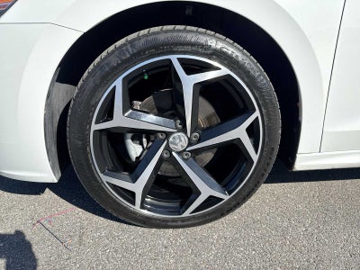 2022 Volkswagen Passat 2.0T R-Line