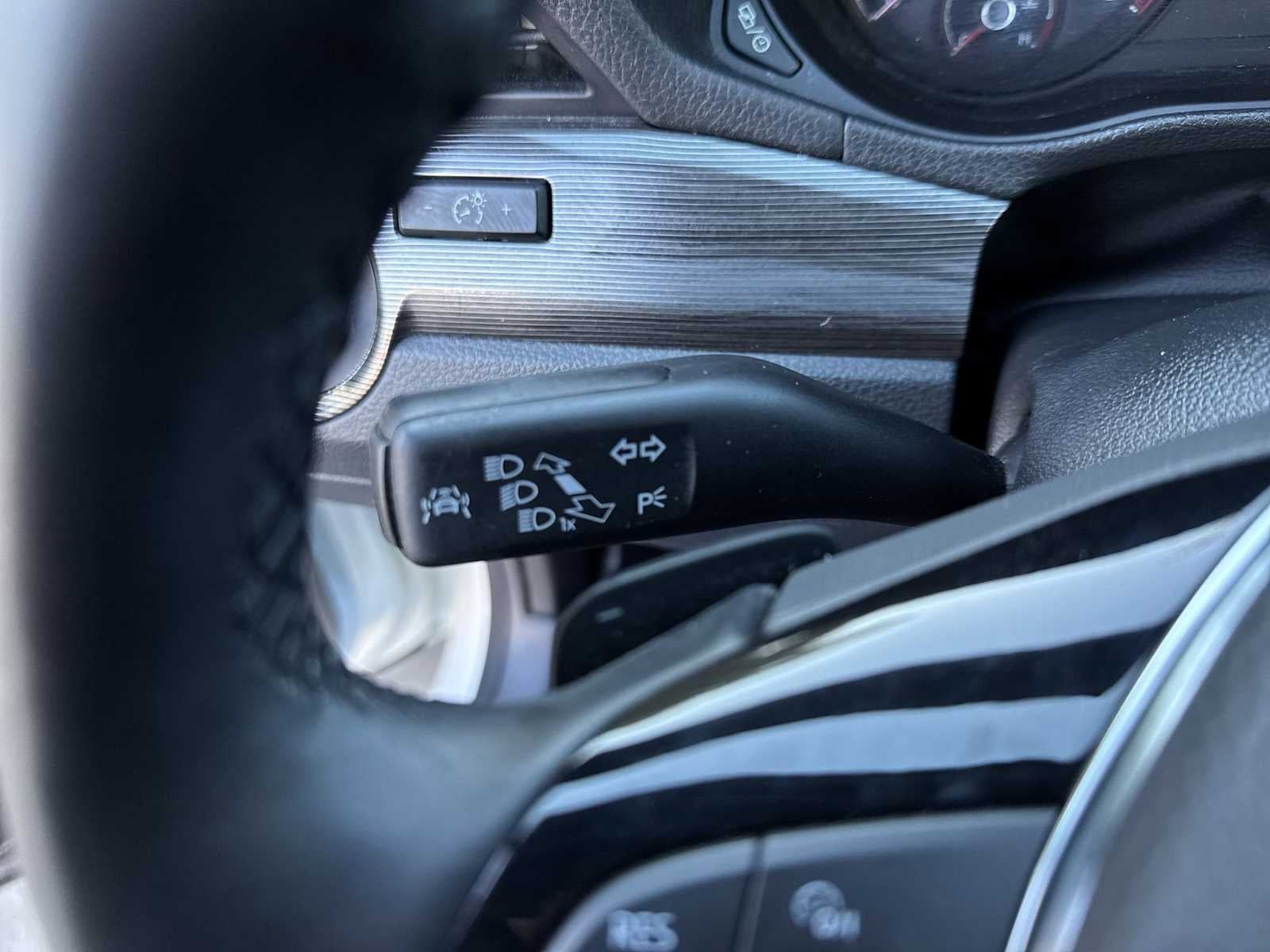 2022 Volkswagen Passat 2.0T R-Line