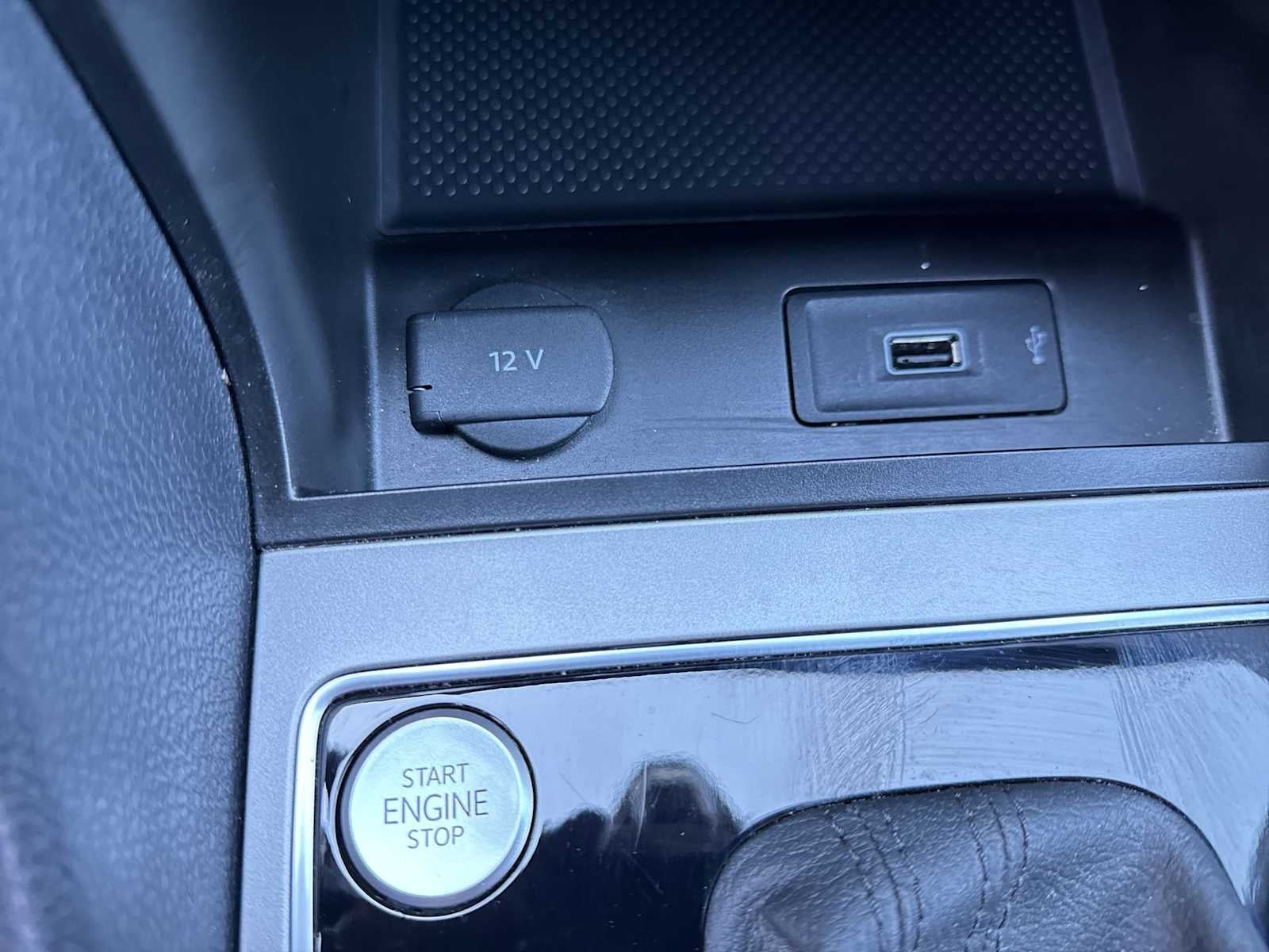 2022 Volkswagen Passat 2.0T R-Line