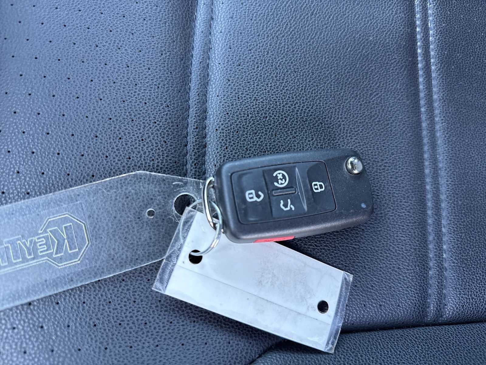 2022 Volkswagen Passat 2.0T R-Line