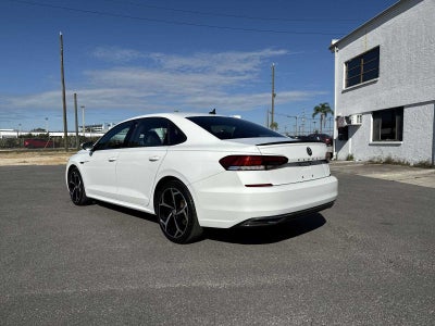 2022 Volkswagen Passat 2.0T R-Line