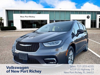 2021 Chrysler Pacifica Touring