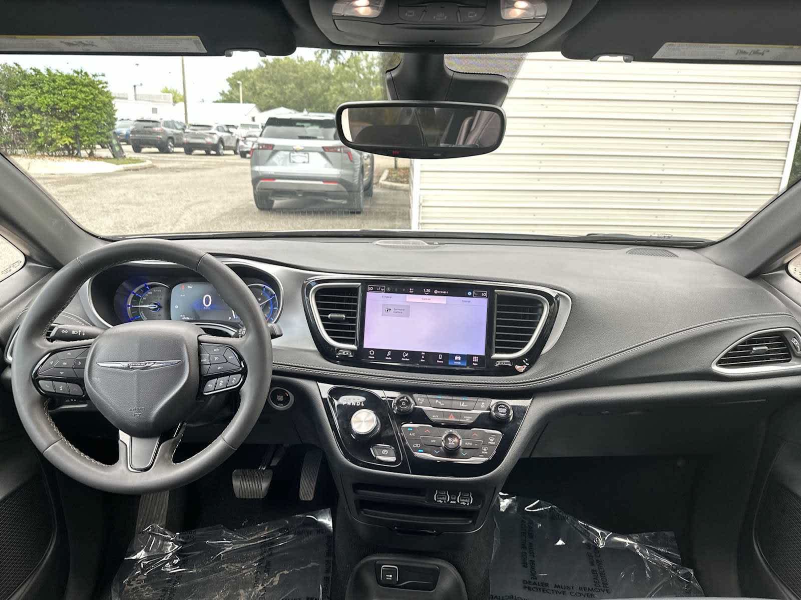 2024 Chrysler Pacifica Hybrid S Appearance Pkg