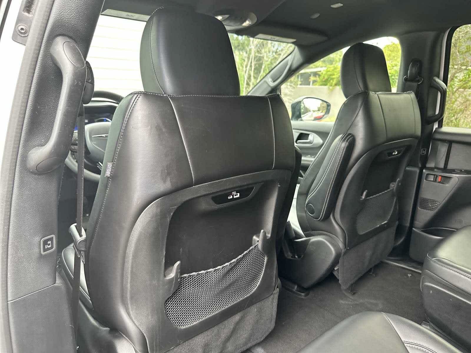 2024 Chrysler Pacifica Hybrid S Appearance Pkg