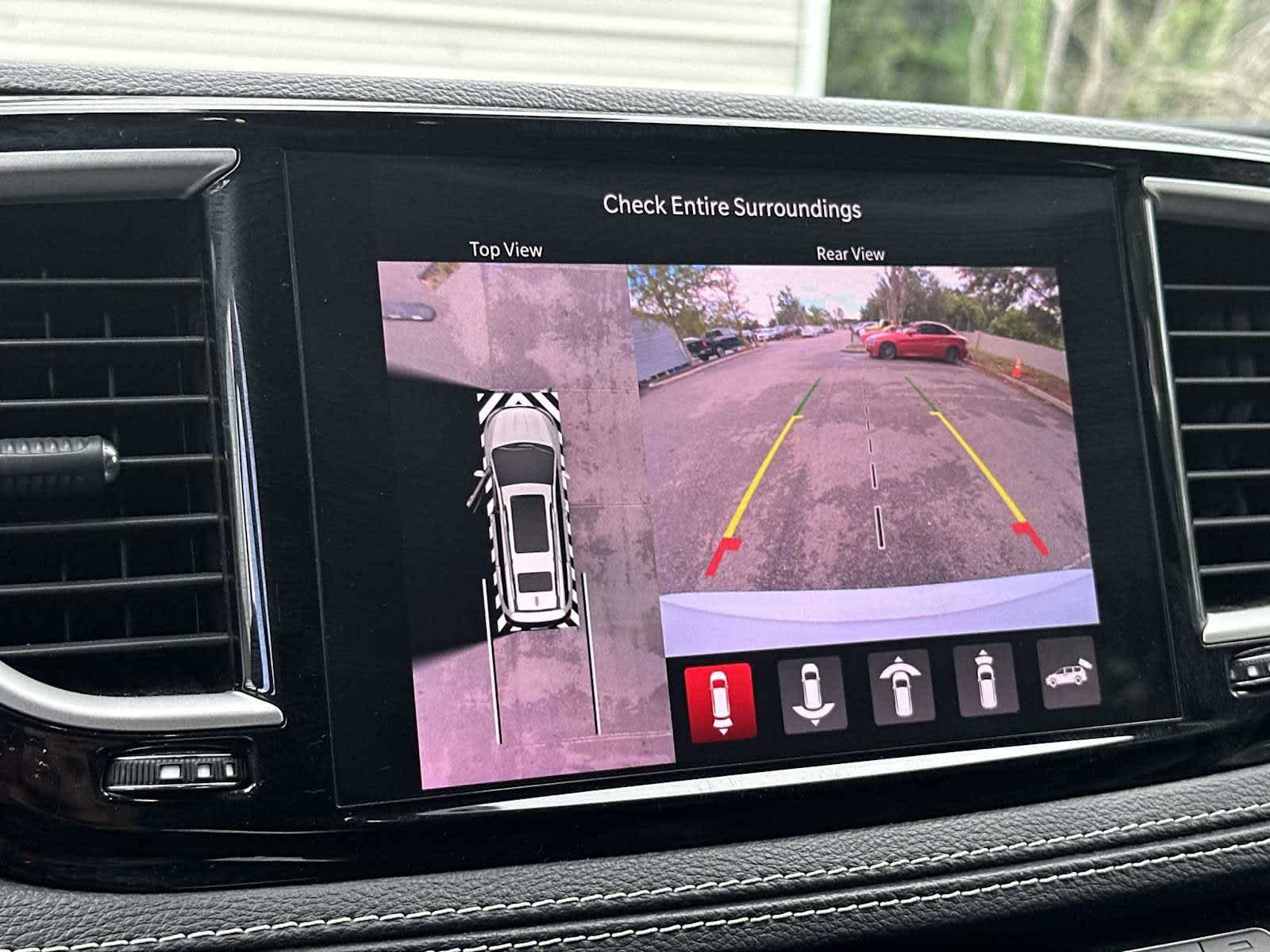 2024 Chrysler Pacifica Hybrid S Appearance Pkg