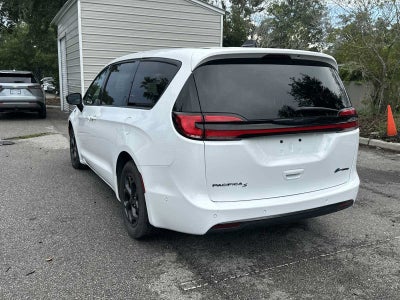 2024 Chrysler Pacifica Hybrid S Appearance Pkg