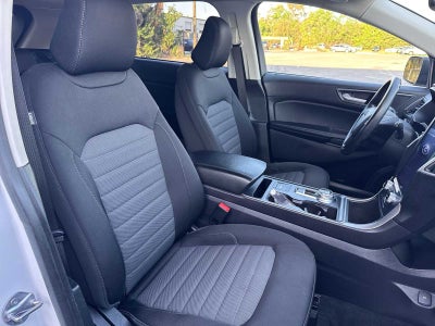 2023 Ford Edge SE