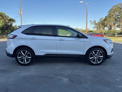 2023 Ford Edge SE