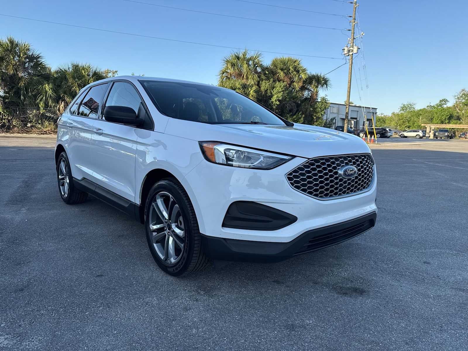 2023 Ford Edge SE