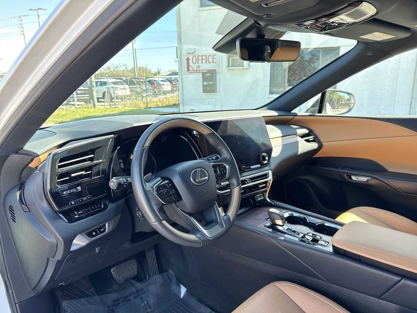 2023 Lexus RX Premium