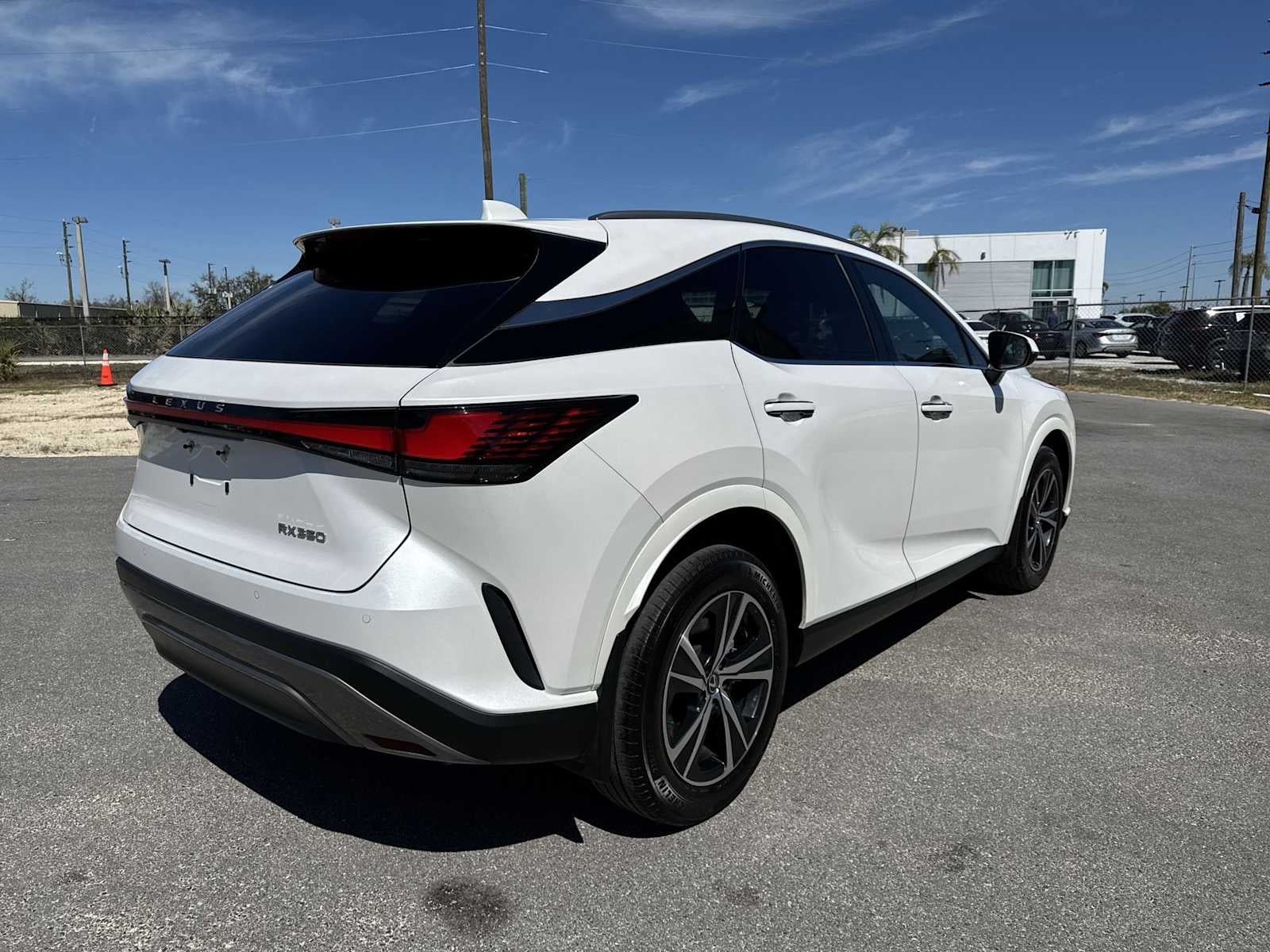 2023 Lexus RX Premium