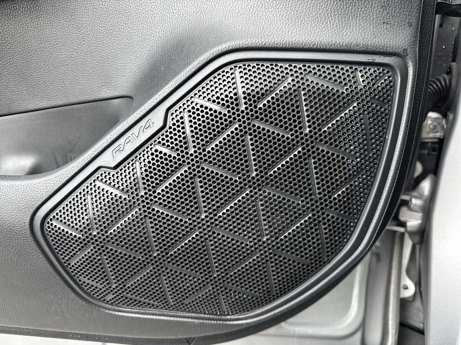 2020 Toyota RAV4 Limited