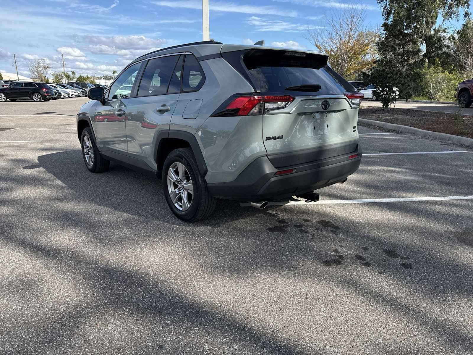 2022 Toyota RAV4 XLE