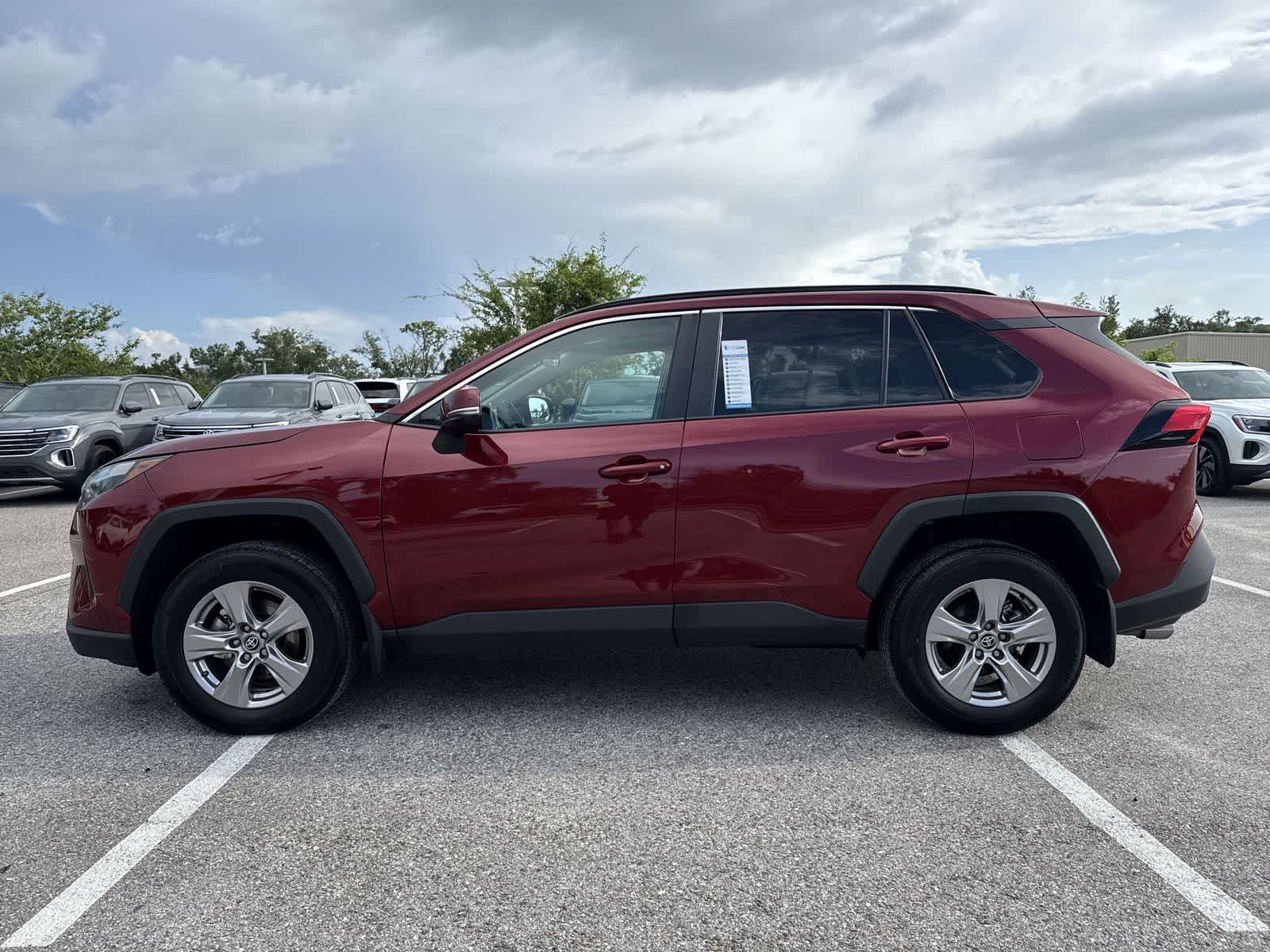 2025 Toyota RAV4 XLE