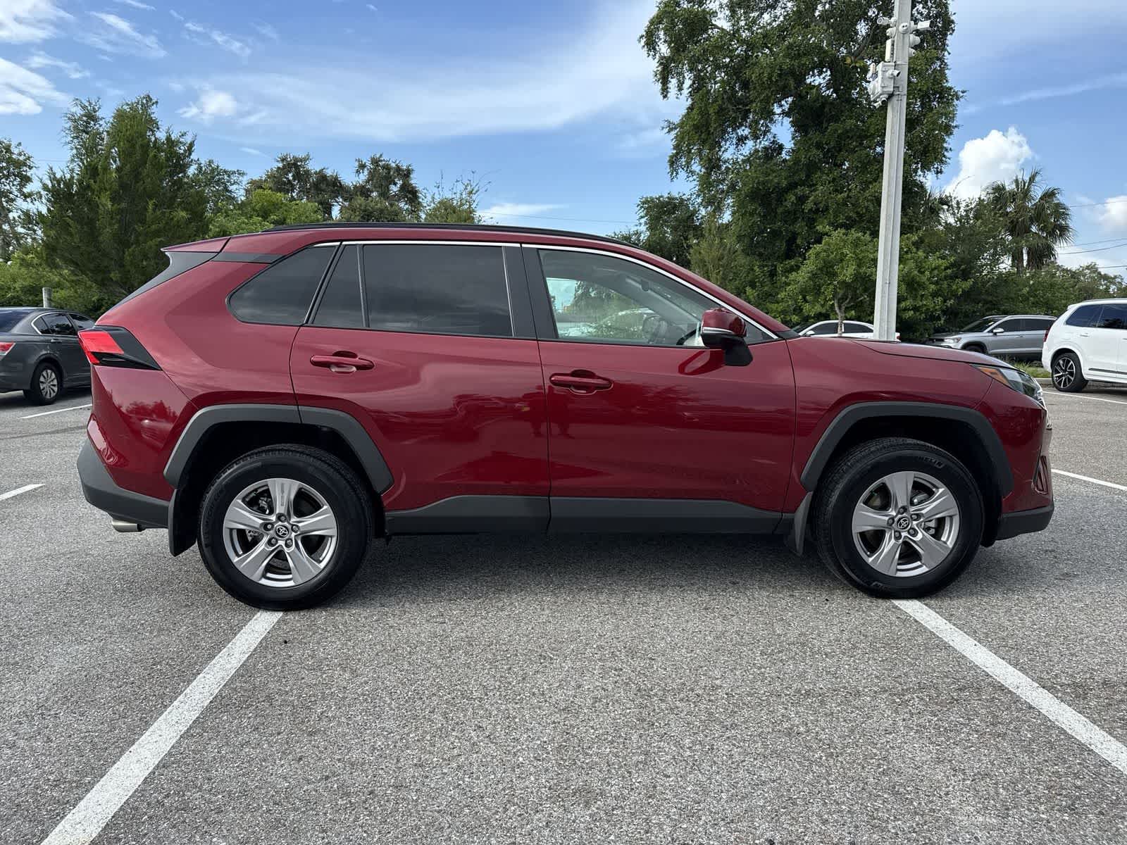 2025 Toyota RAV4 XLE