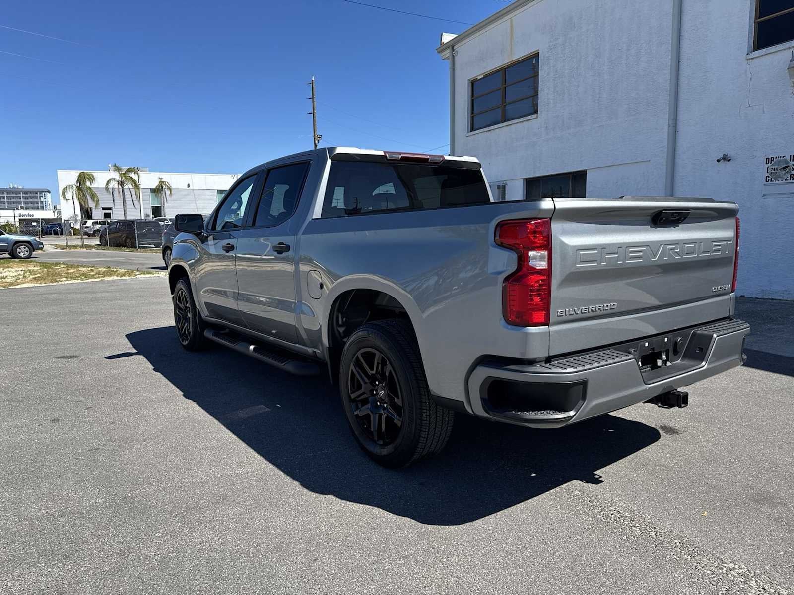 2023 Chevrolet Silverado 1500 Custom