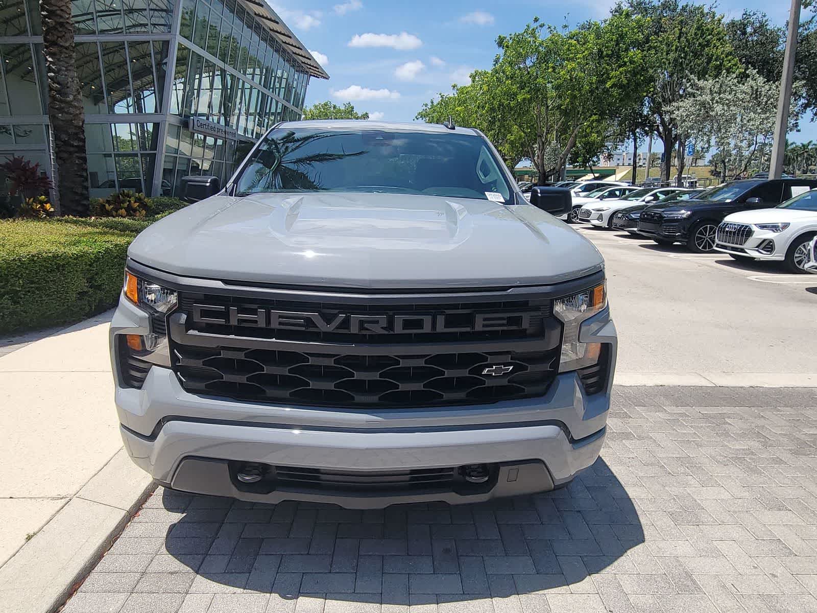 2024 Chevrolet Silverado 1500 Custom