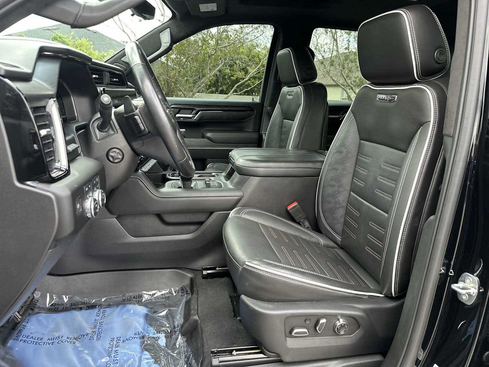 2023 GMC Sierra 1500 AT4X