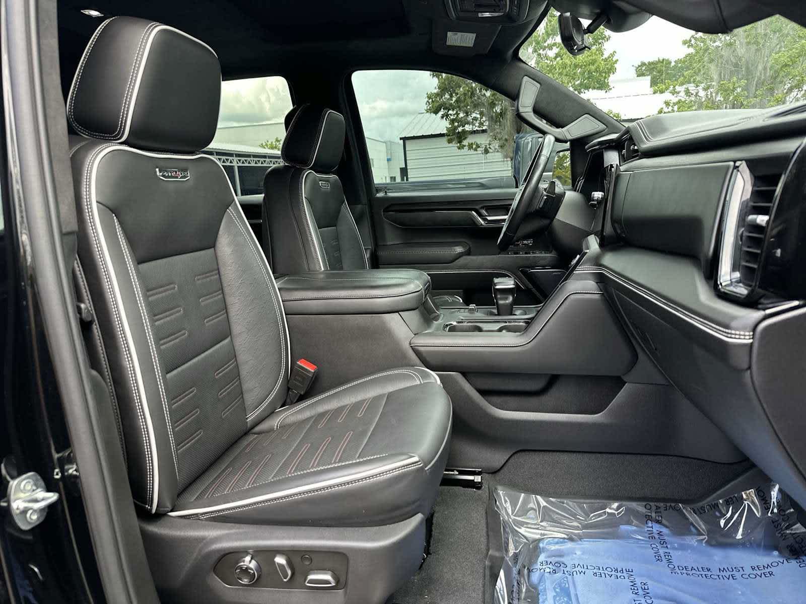 2023 GMC Sierra 1500 AT4X