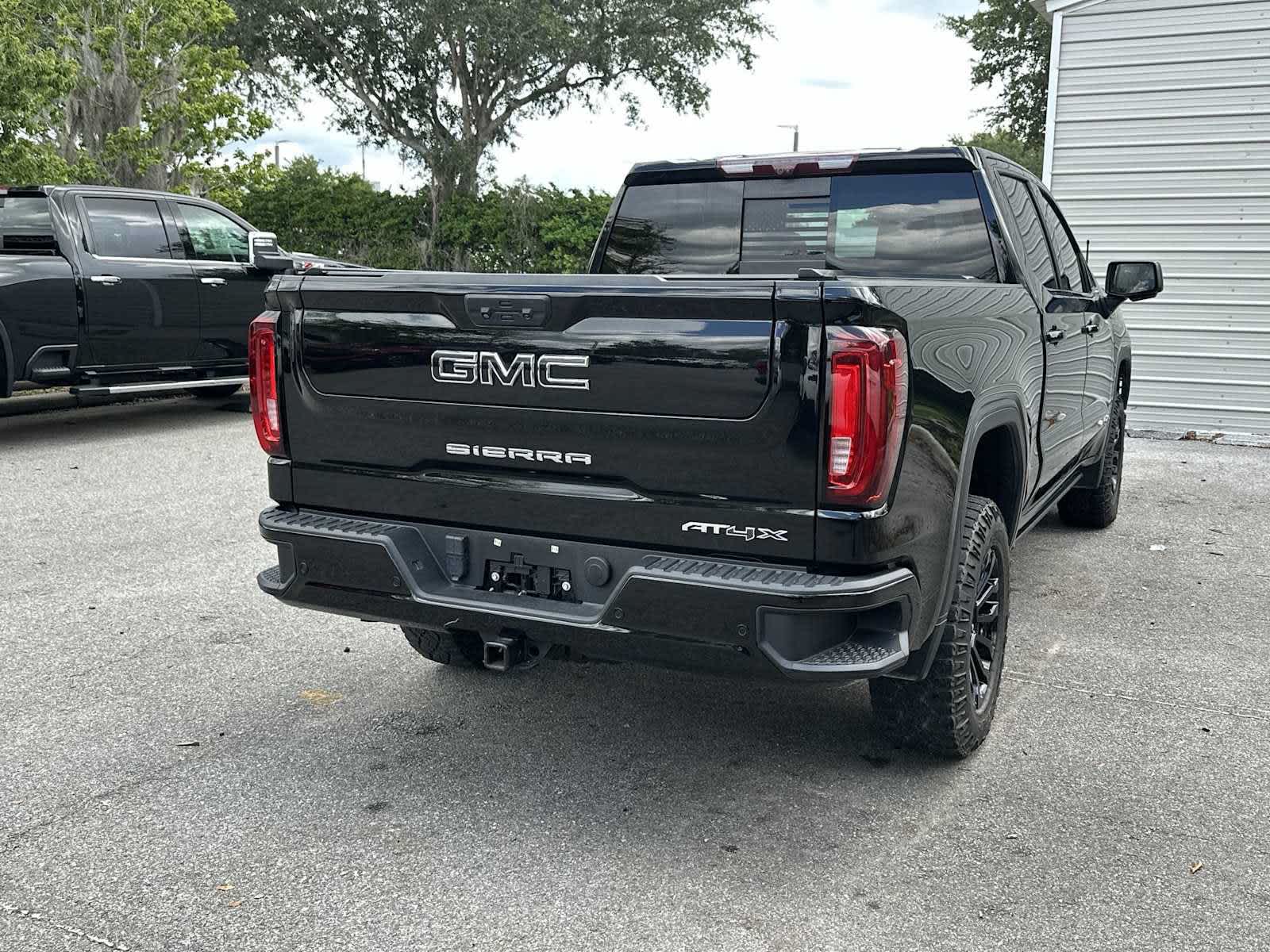 2023 GMC Sierra 1500 AT4X