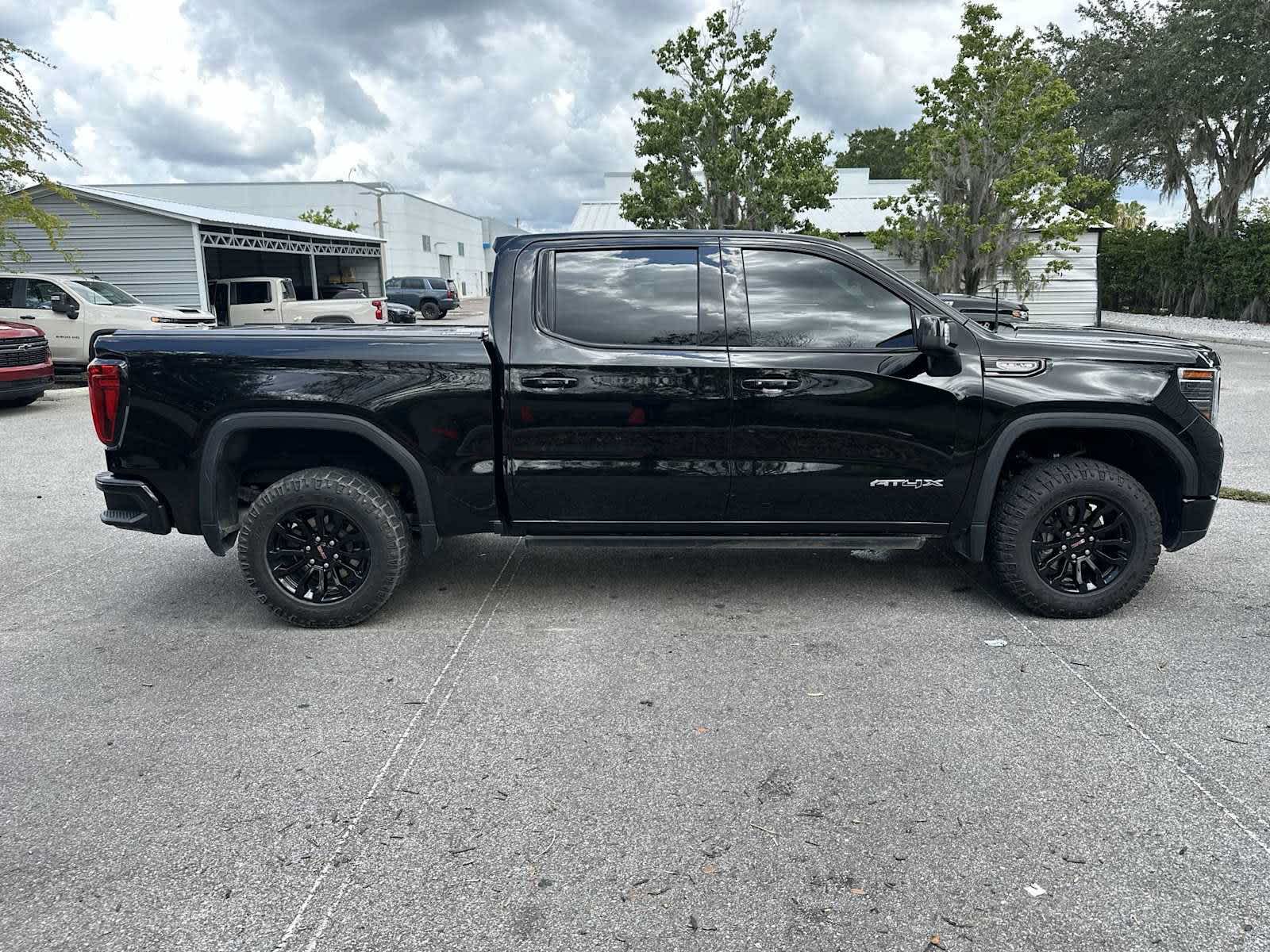 2023 GMC Sierra 1500 AT4X