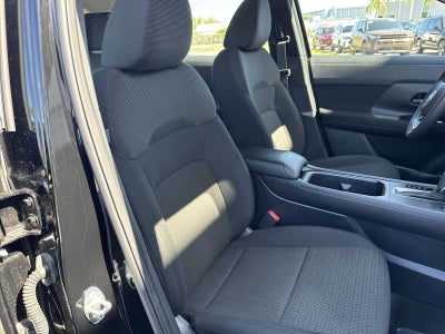 2025 Nissan Kicks S