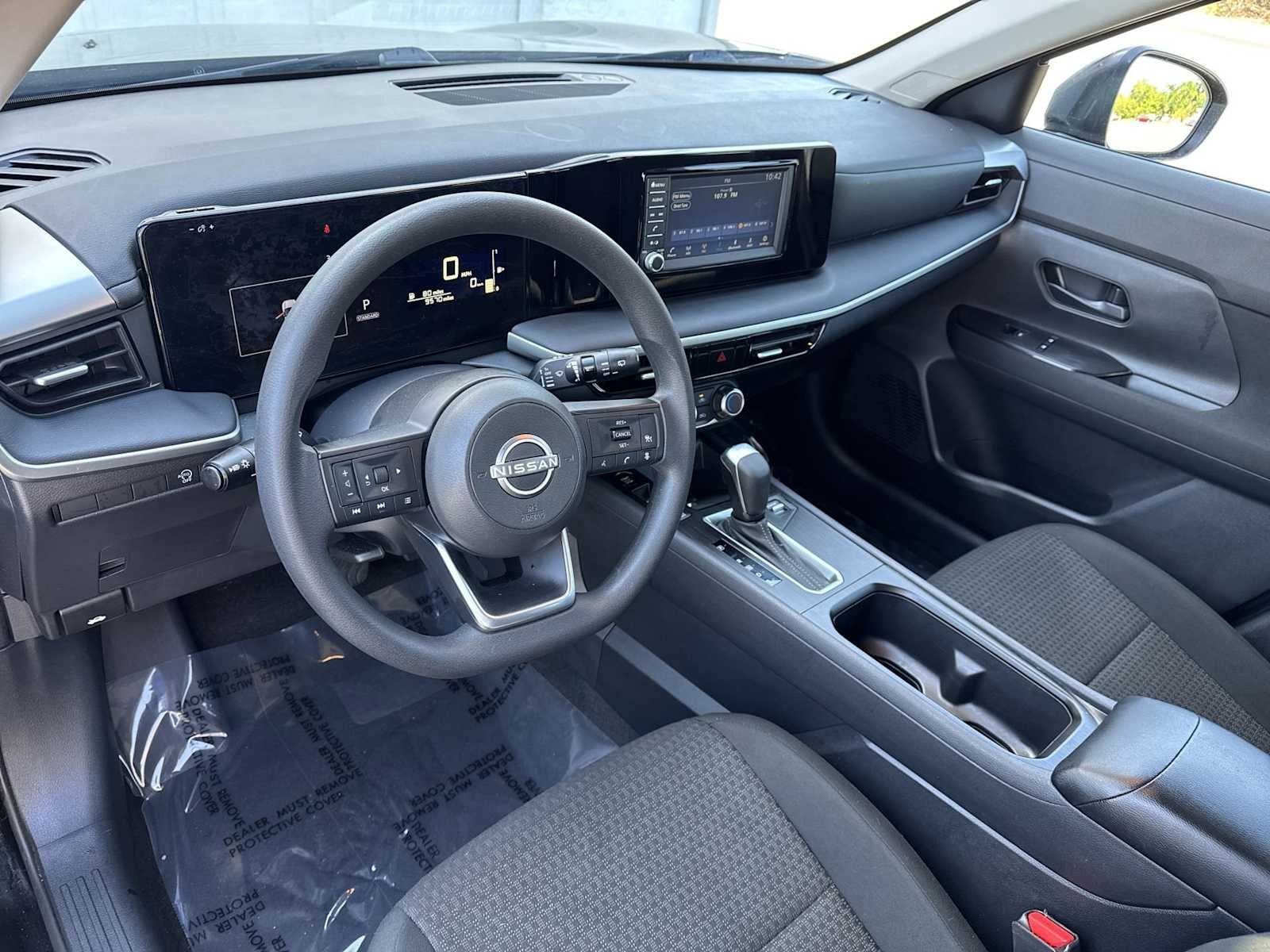 2025 Nissan Kicks S