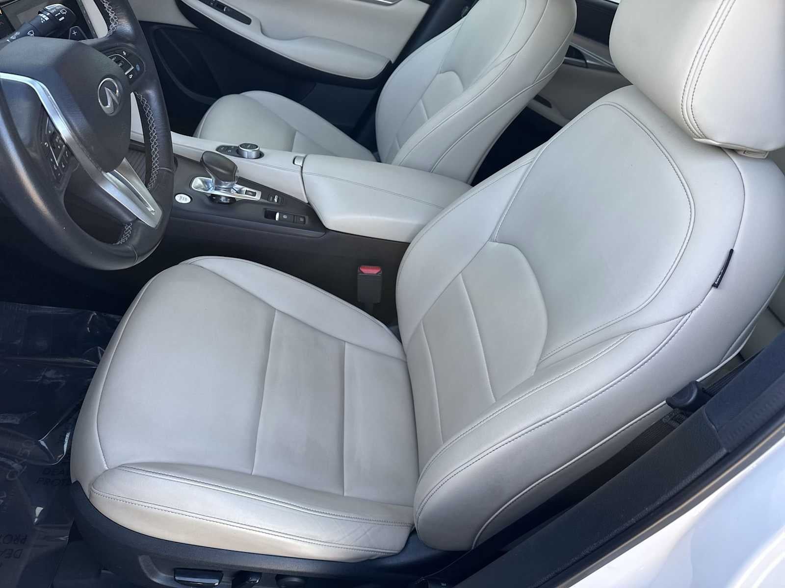 2021 INFINITI QX50 LUXE