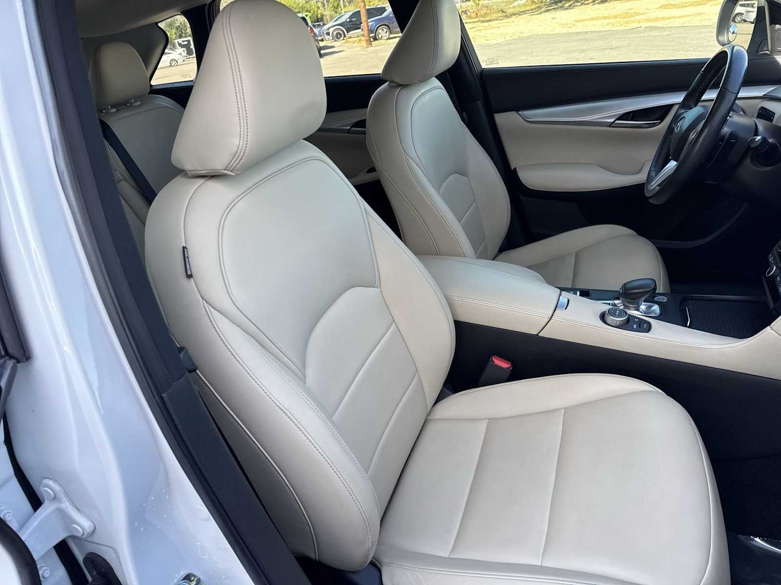 2021 INFINITI QX50 LUXE