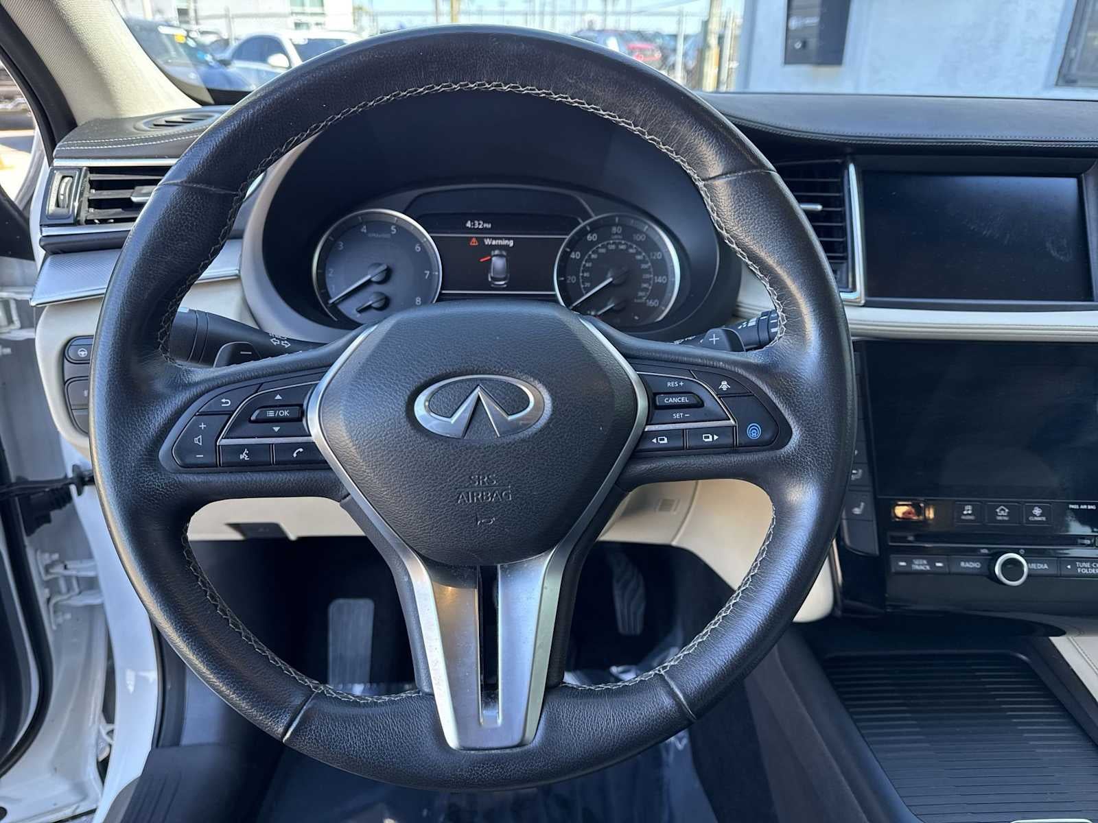 2021 INFINITI QX50 LUXE