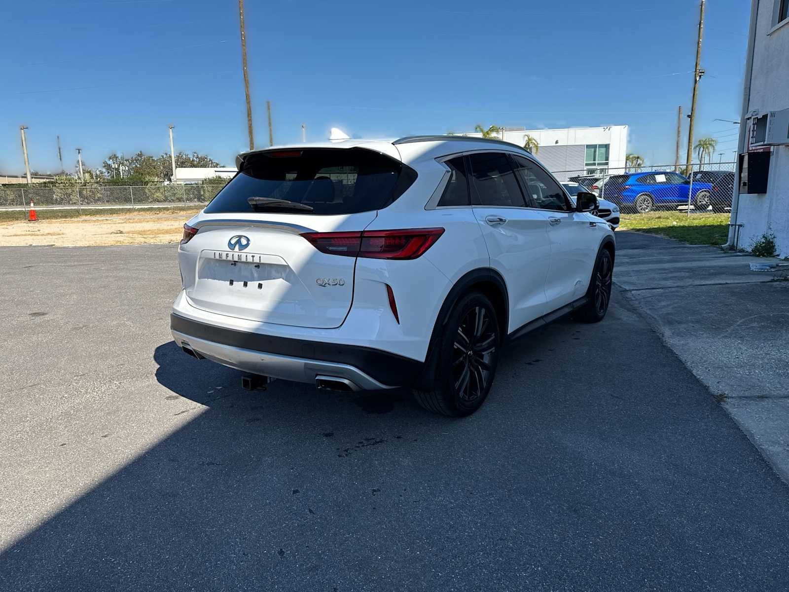 2021 INFINITI QX50 LUXE