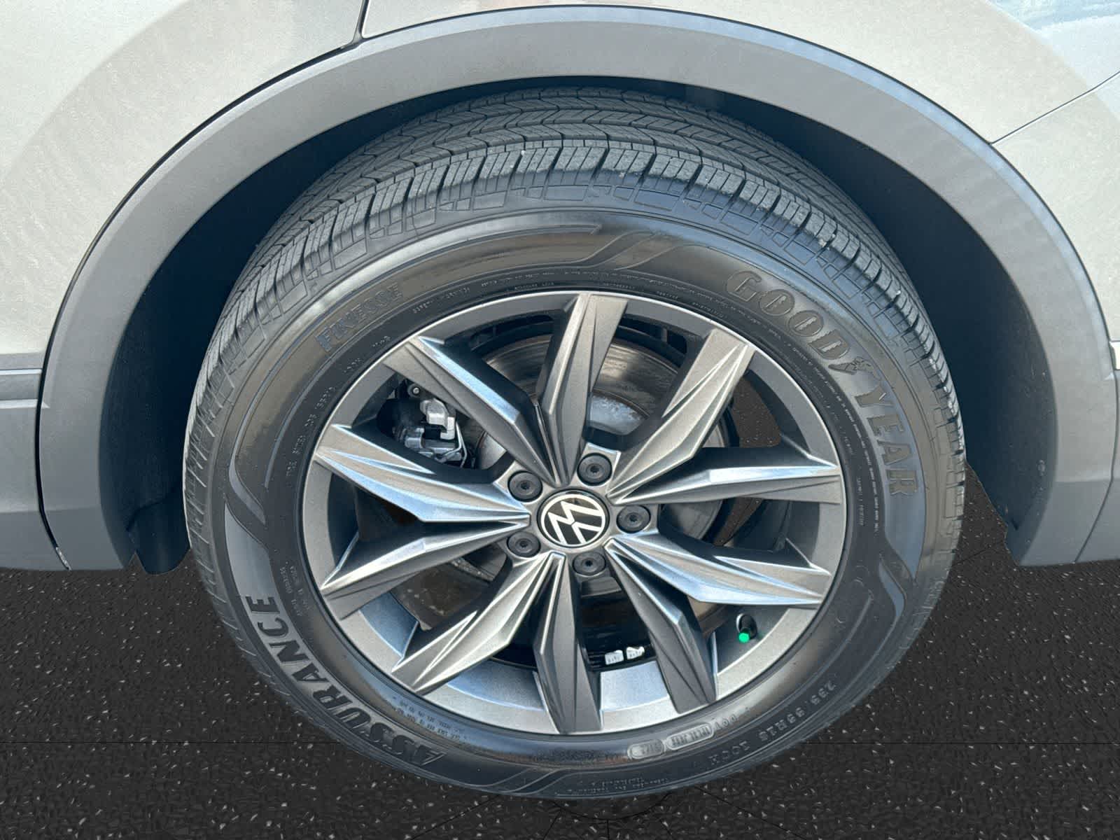 2022 Volkswagen Tiguan SE