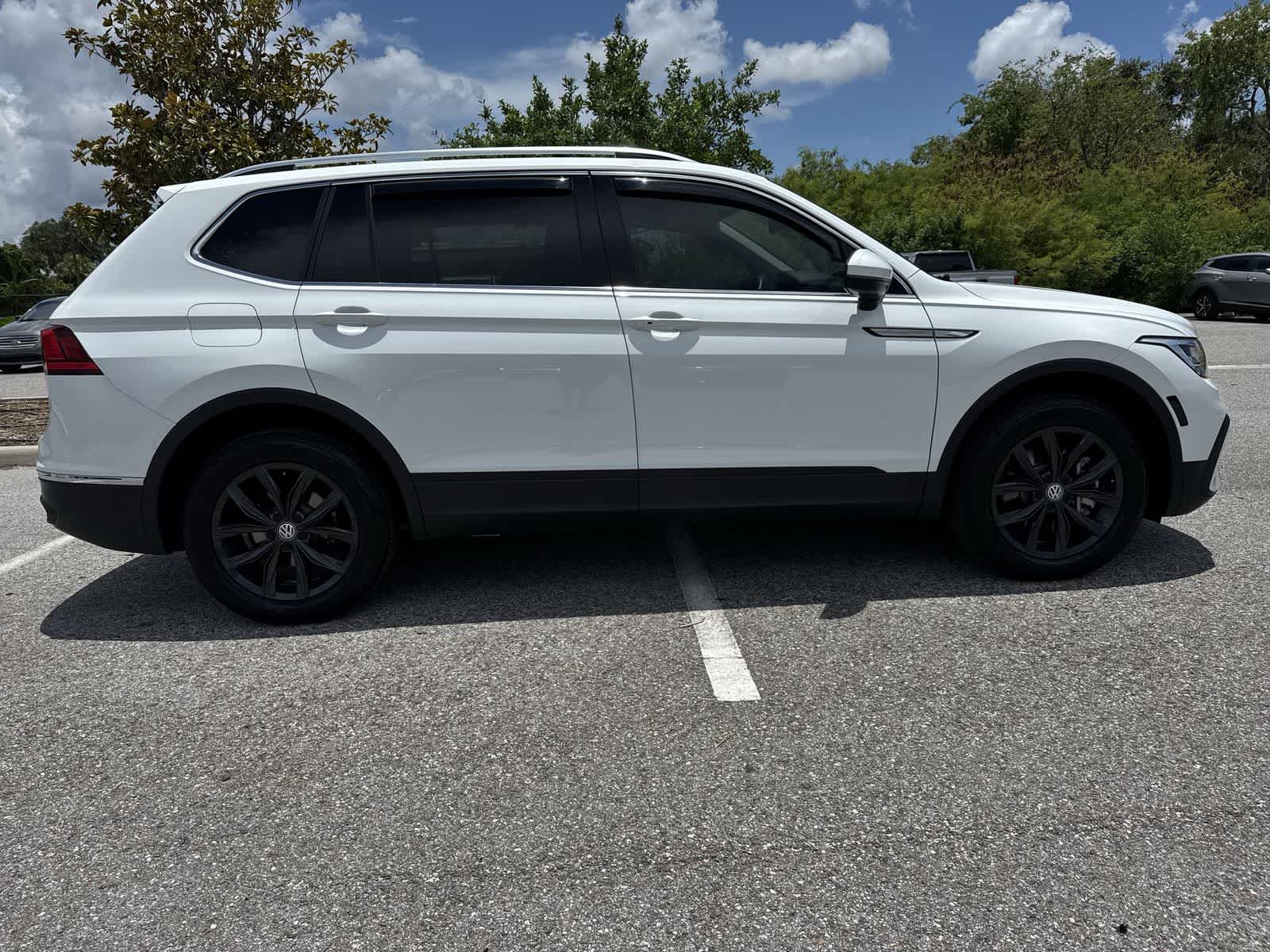 2024 Volkswagen Tiguan SE
