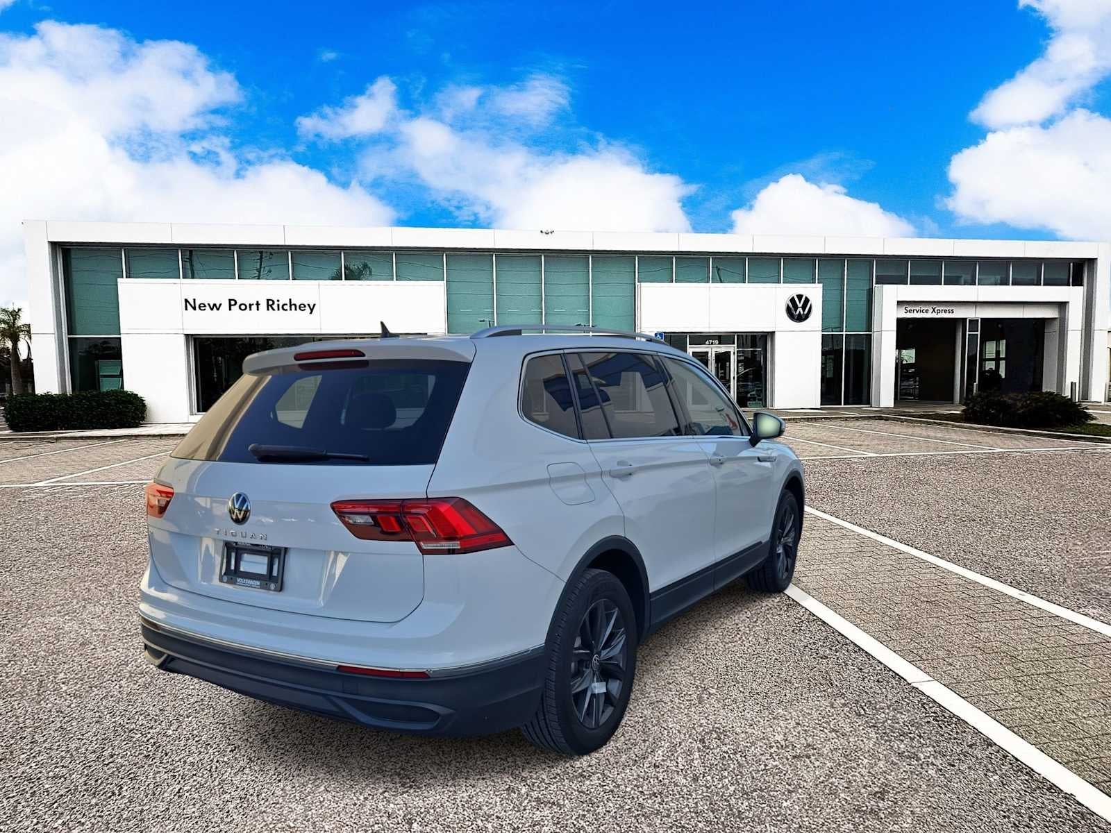 2022 Volkswagen Tiguan SE