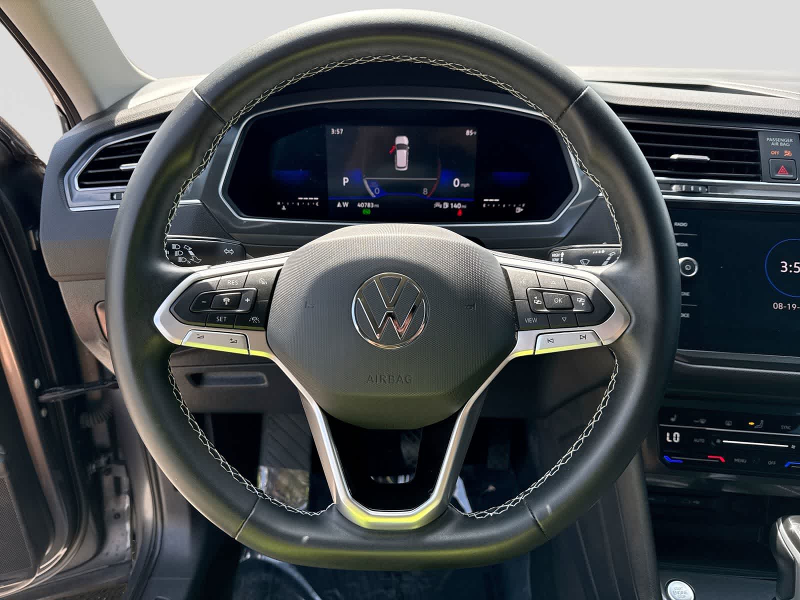 2023 Volkswagen Tiguan SE