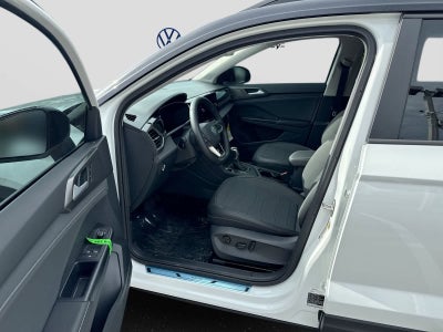 2026 Volkswagen Taos 1.5T SE Black